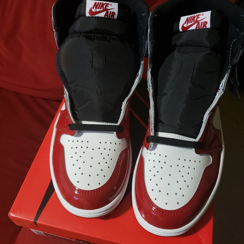 Jordan 1 Retro Fearless UNC CHICAGO